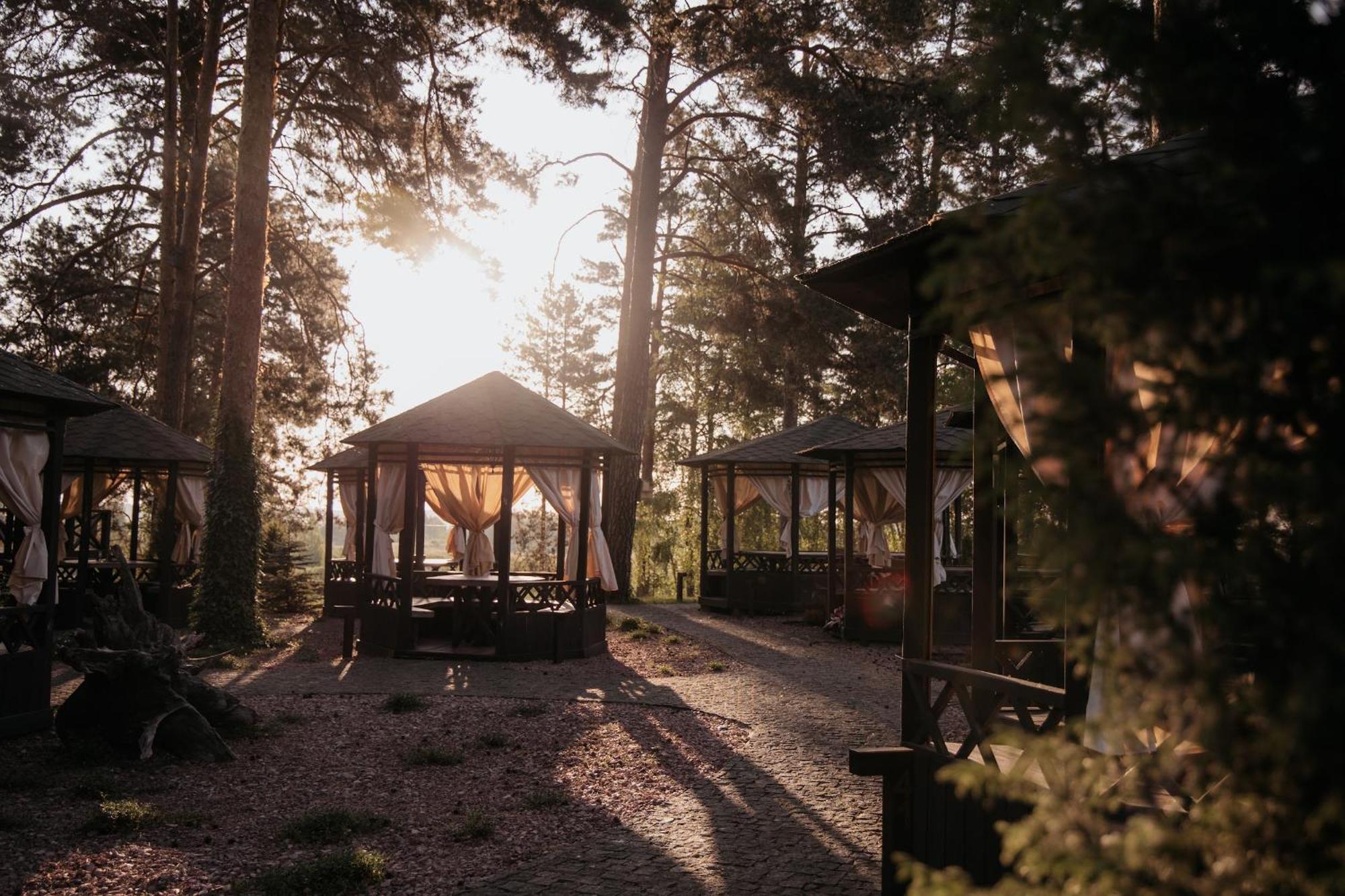 Hotel Zaliv Strasheve Esterno foto